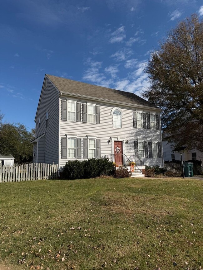 Building Photo - 7016 Tulane Ave