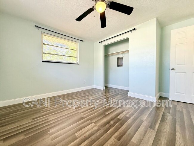 Building Photo - 1529 Culverhouse Dr