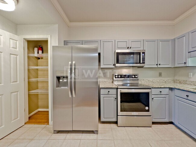 Building Photo - 2080 Stone Brook Dr