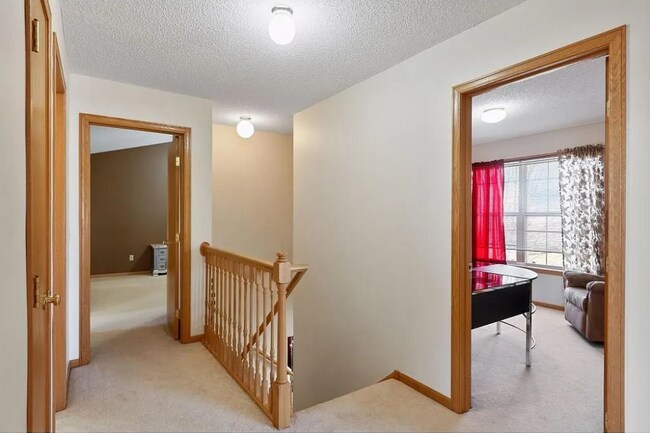 Building Photo - 2142 Groveland Way