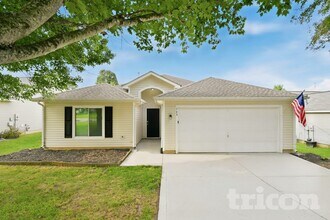 Building Photo - 143 Markham Dr