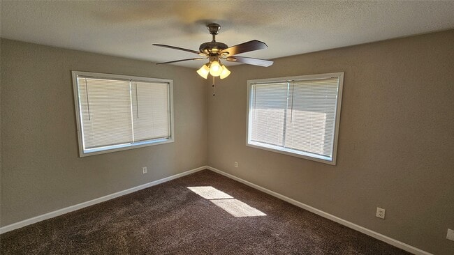 Building Photo - 13102 Crystal Cove Dr