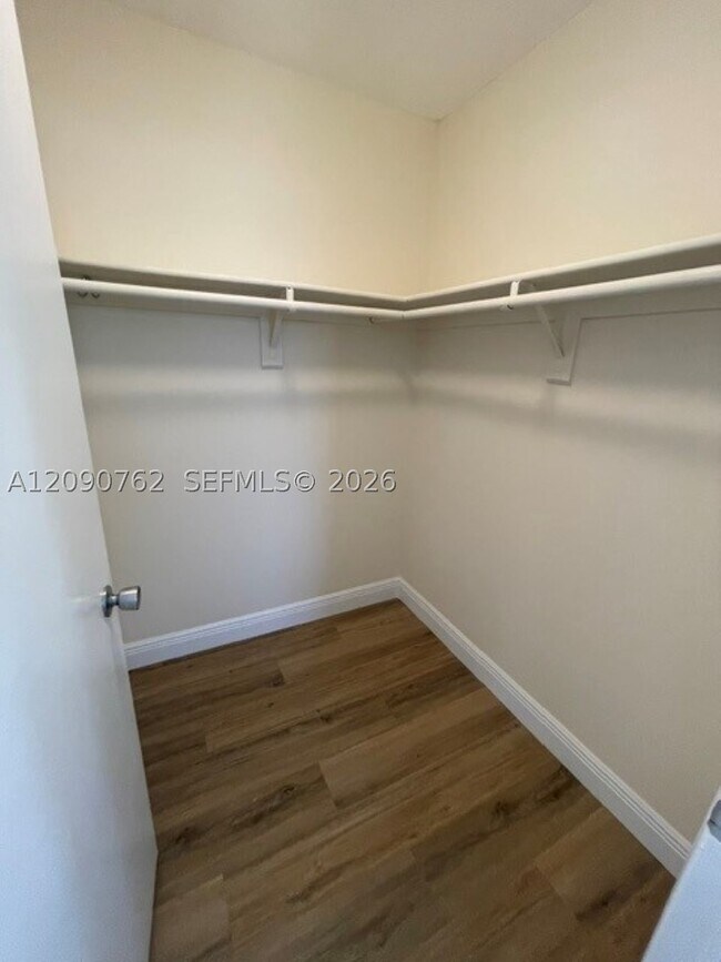 Building Photo - 7915 SW 86th St