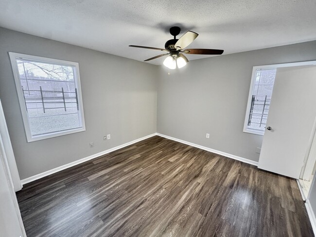 Building Photo - 3940 Schoolfield Rd