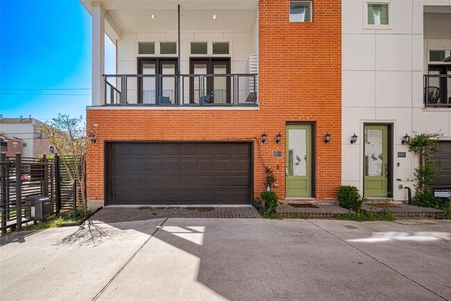 Building Photo - 9644 Riddlewood Ln