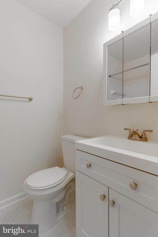 Building Photo - 3840 Persimmon Cir