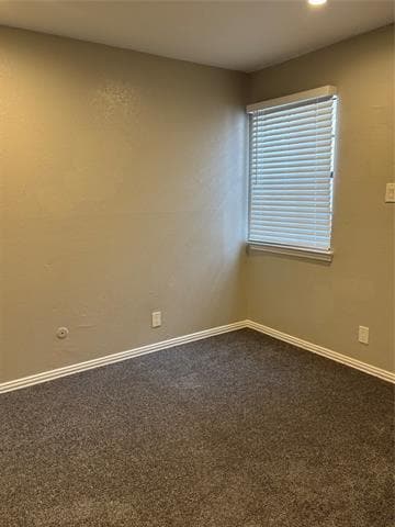 Building Photo - 6028 Stoneybrook Dr