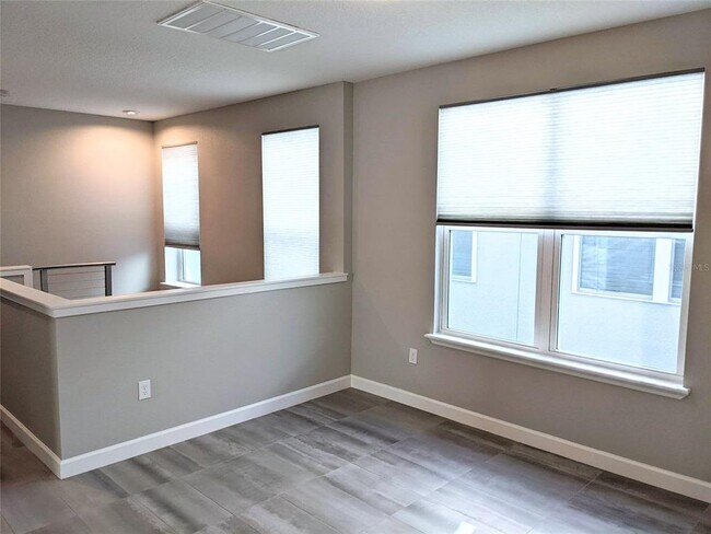 Building Photo - 11531 Charnock Dr