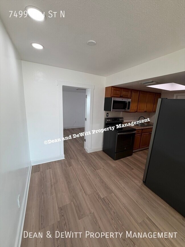 Building Photo - 7499 7th St N