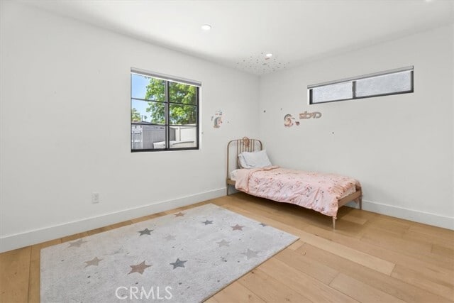 Building Photo - 5748 Vesper Ave