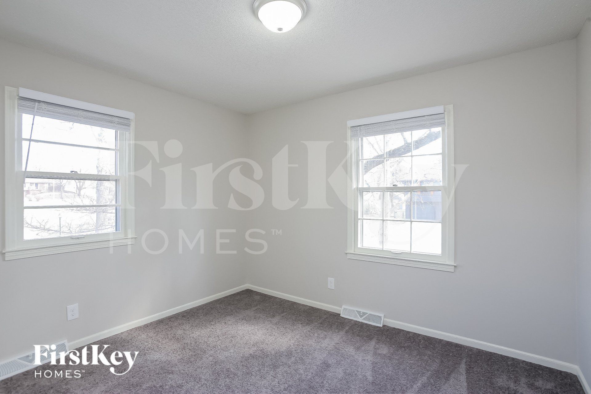 Building Photo - 1218 NE 80th Terrace