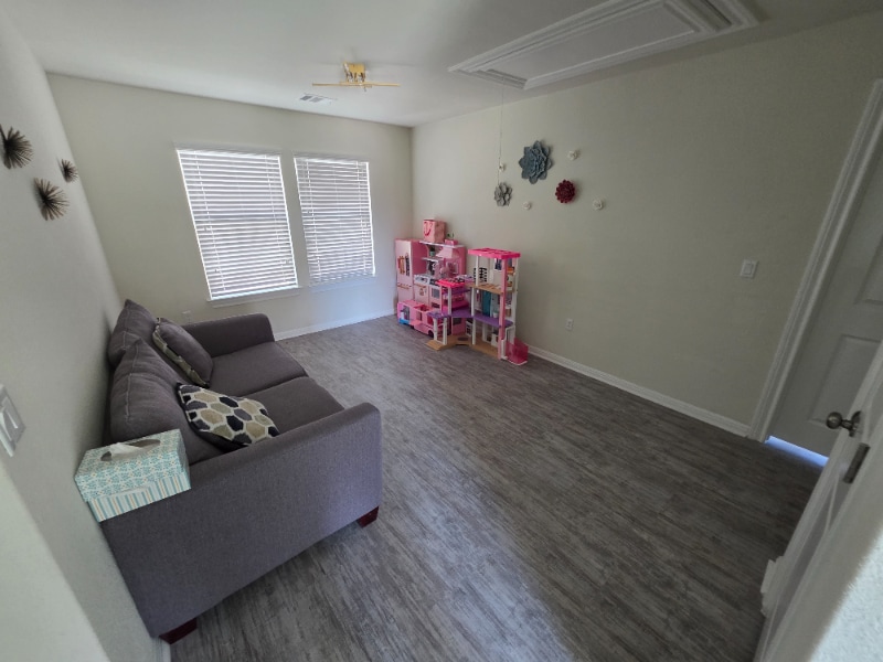 Building Photo - 14107 Eucalyptus Bnd