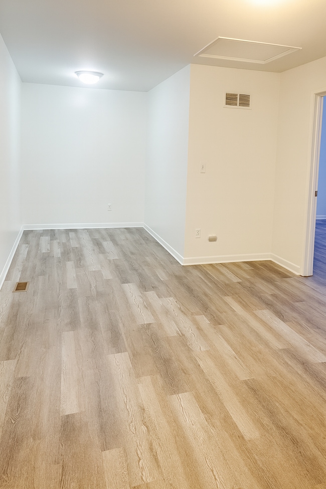 Building Photo - 287 Arbor Pl Ln