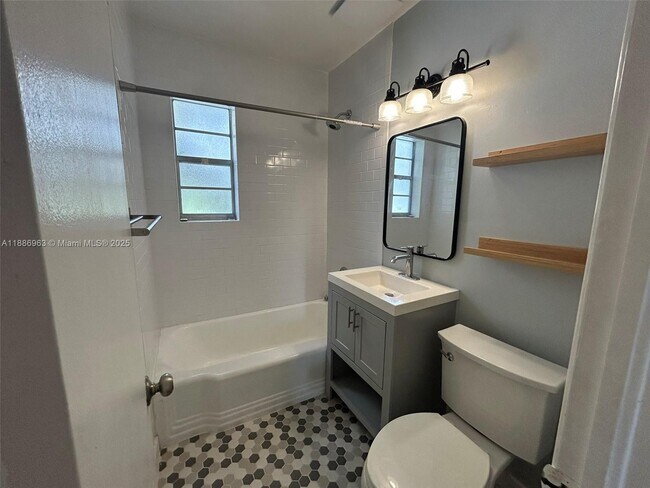Building Photo - 7865 SW 57th Ave