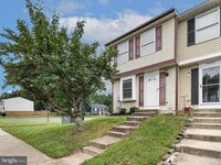 Building Photo - 7648 Fairbanks Ct