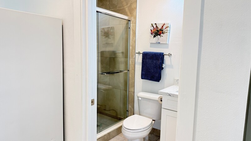 Building Photo - 15840 Annellen St