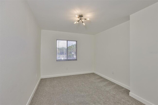 Building Photo - 1620 58th Ave S