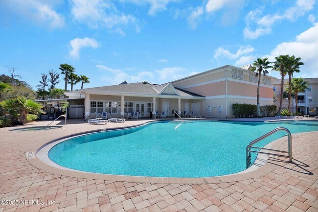 Building Photo - 8241 Pelican Landing Rd