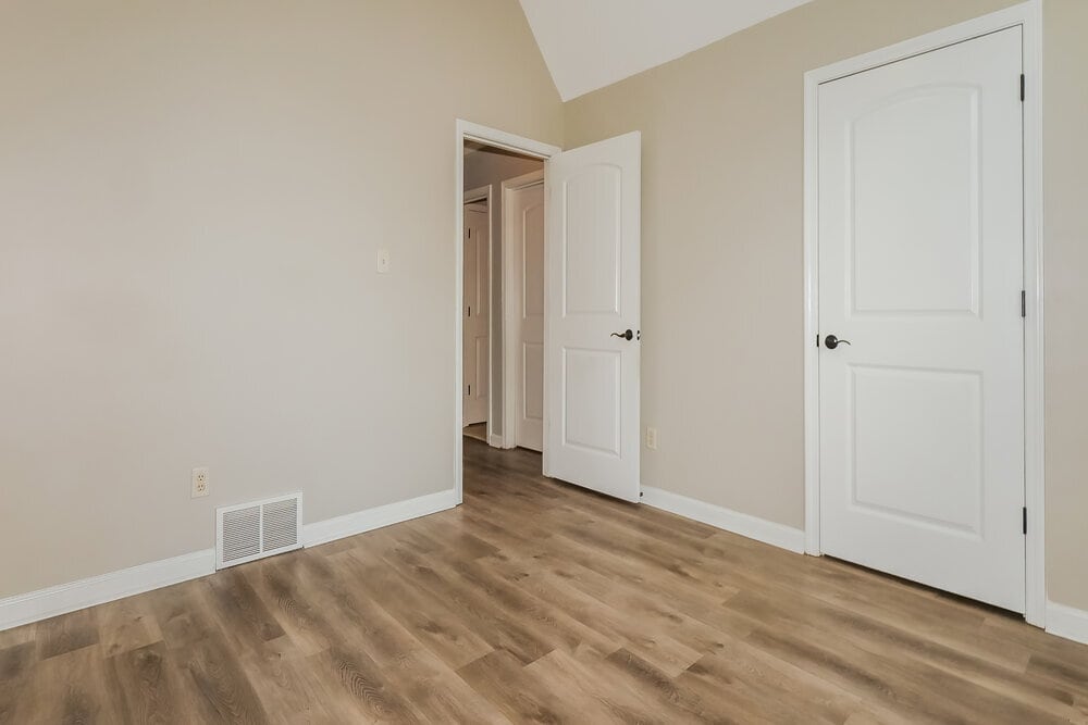 Building Photo - 1457 Sawmill Creek Ln
