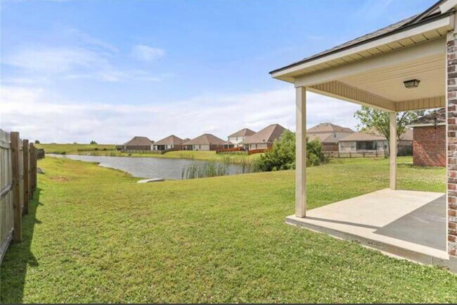 Water View - 758 Lakeshore Village Dr