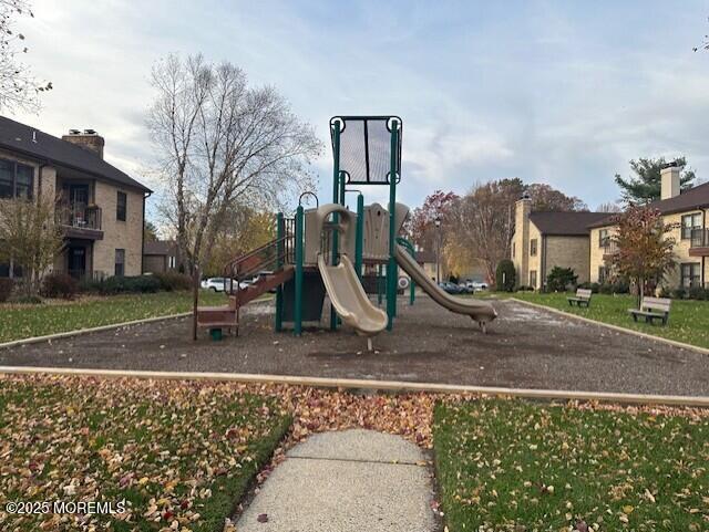 Building Photo - 1011 Wellington Pl