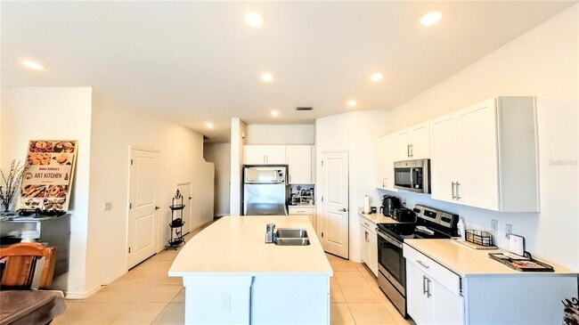 Building Photo - 5686 Archipelago St
