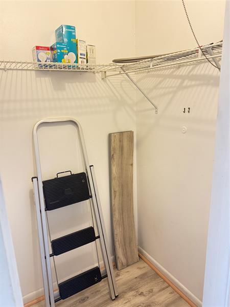 Building Photo - 204 Brighton E