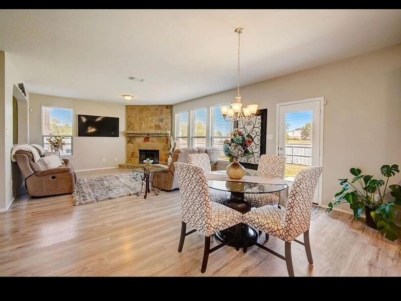 Building Photo - 1040 Estes Park