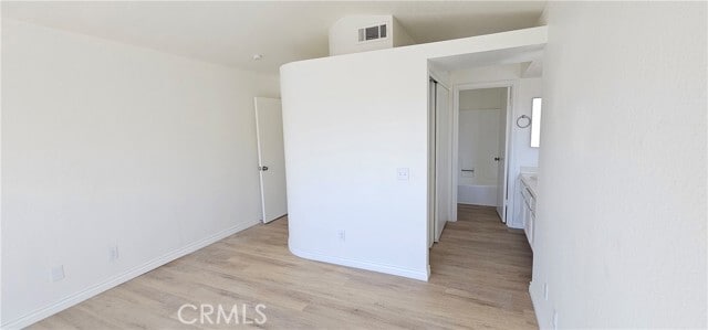 Building Photo - 14301 Hillcrest Dr