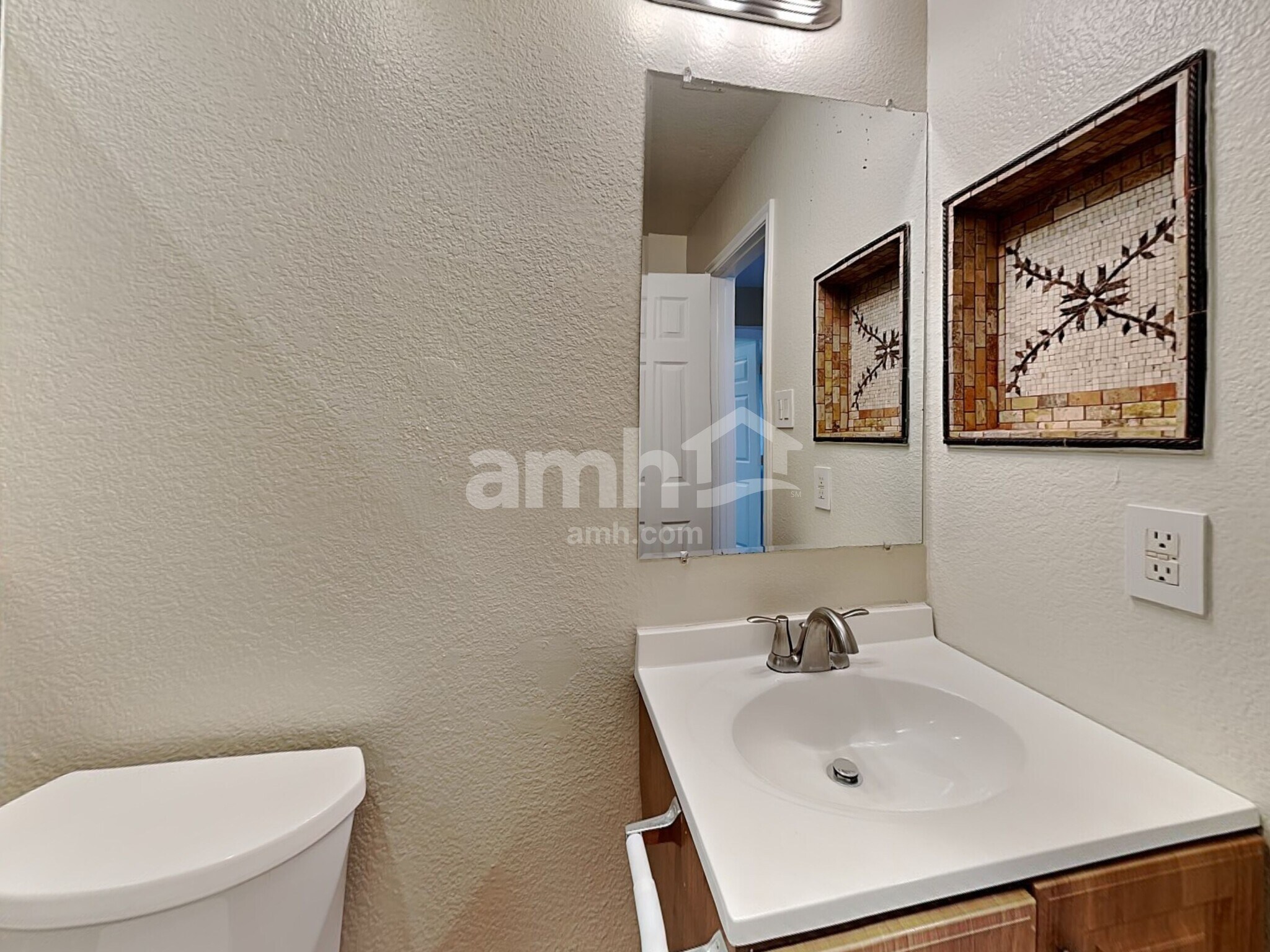 Building Photo - 2928 Frontier Ln