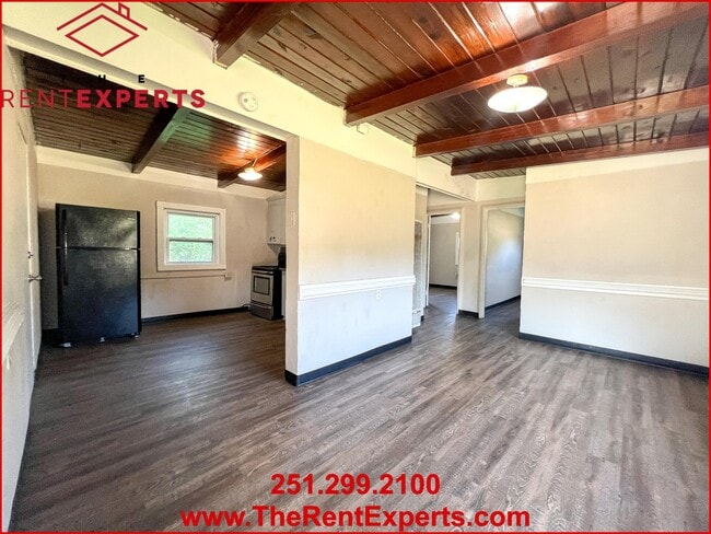 Building Photo - 226 Hildersheim Dr