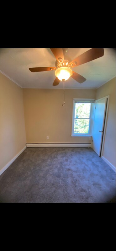 Building Photo - 44 Silver St