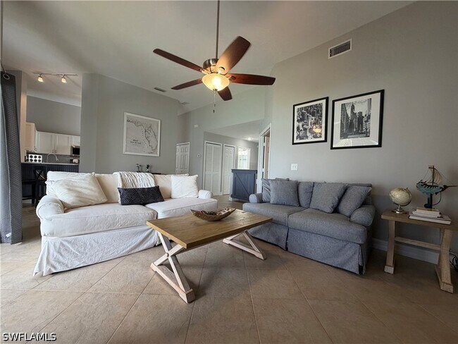 Building Photo - 2571 Citrus Lake Dr