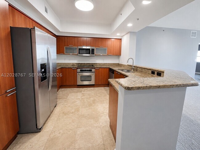 Building Photo - 14951 Royal Oaks Ln