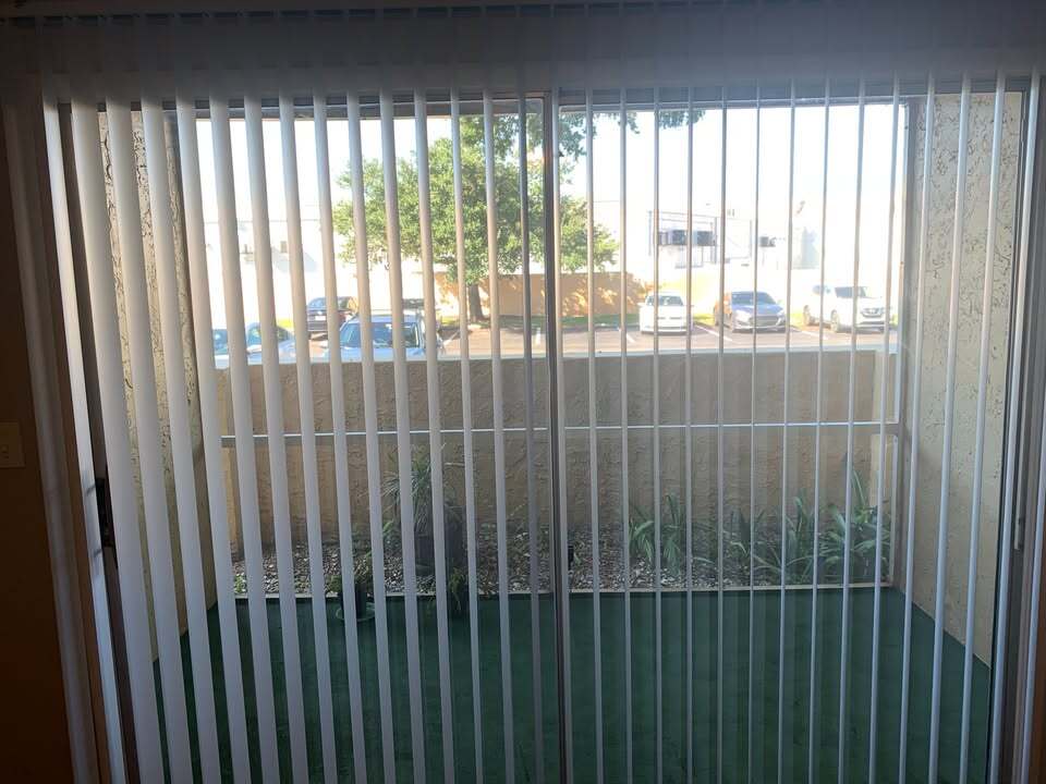 Building Photo - 610 Kenwick Cir