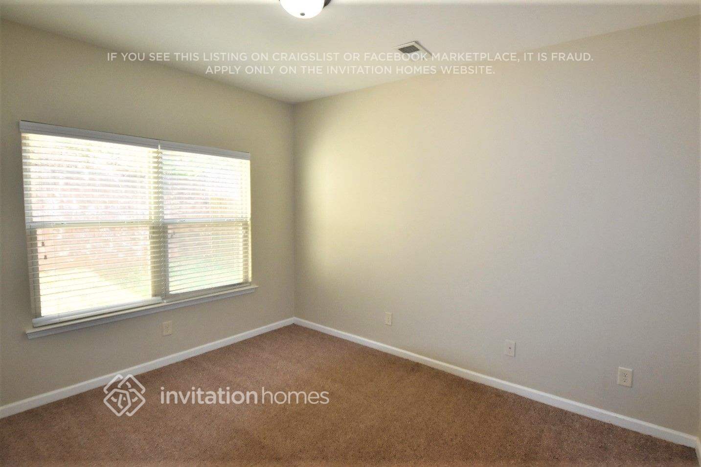 Building Photo - 526 Crestmont Ln