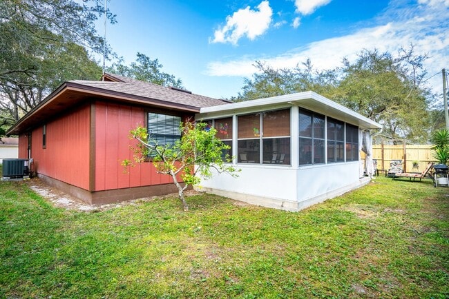 Building Photo - St Augustine Home in Quiet Neighborhood