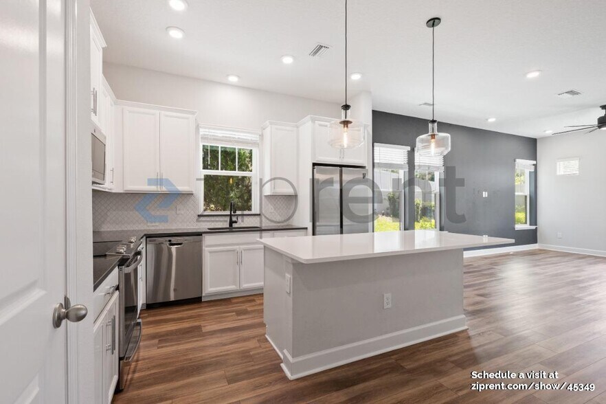 Building Photo - 11496 Fathom Ct