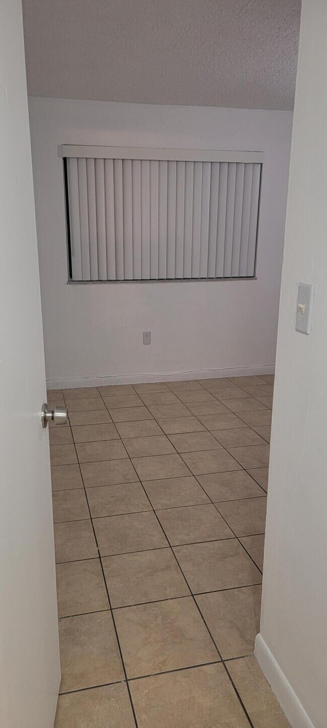Building Photo - 7210 NW 179th St