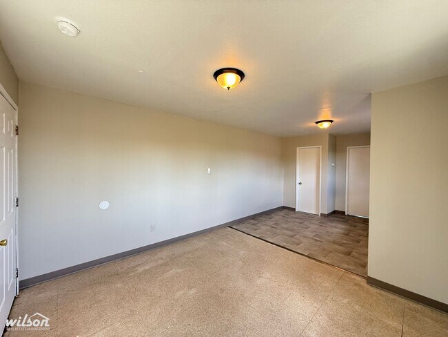 Building Photo - 809 S 9th St