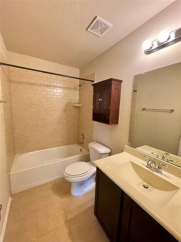 Building Photo - 507 Lipizzan Ln
