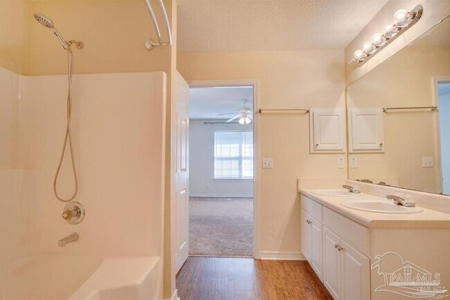 Building Photo - 6360 Mers Ln