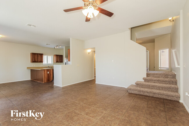 Building Photo - 8423 S Egyptian Dr