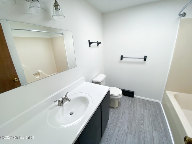 Building Photo - 2146 US-9