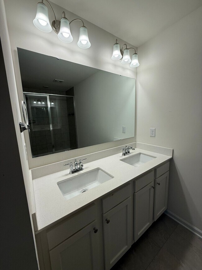 Building Photo - 7339 Wheyfield Dr