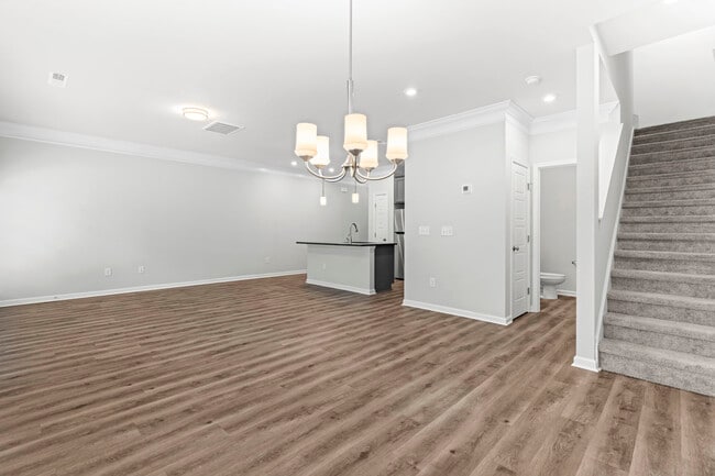 Building Photo - 252 Shingle Oak Rd