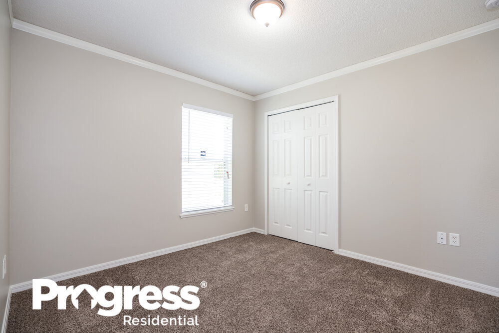 Building Photo - 5470 Silver Thistle Ln