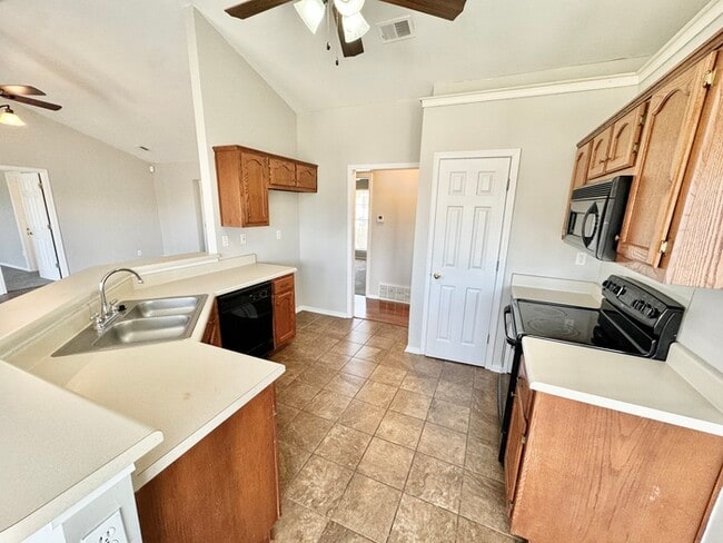 Building Photo - 9117 Preakness Dr