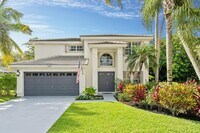 Building Photo - 1497 S Club Dr