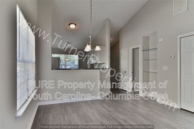 Building Photo - 251 Blue Savannah St
